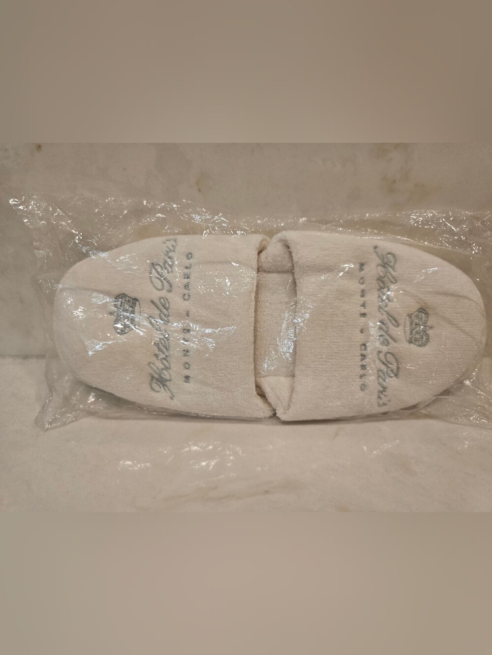 NWT Hôtel de Paris Monte-Carlo Plush Spa Slippers - Beige Women's L Embroidered